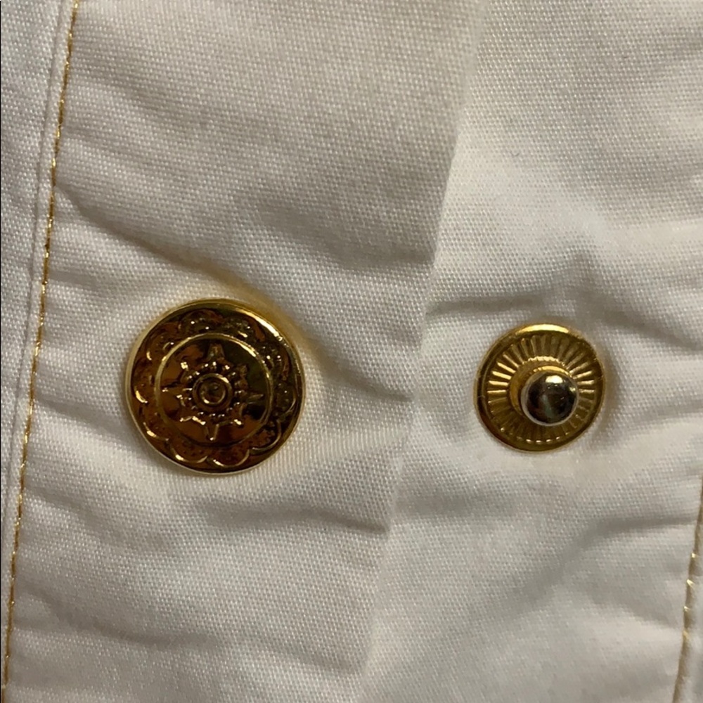 Cache - Picture 5 of 5